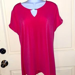 Pink business casual top with split short sleeve